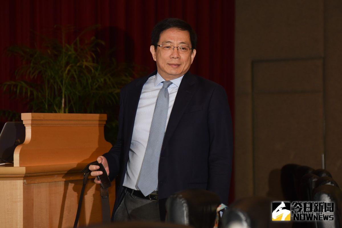 今（26）日稍早台大檢討報告曝光，報告內容針對「專任教師兼職事先核准」、「重要職務資訊揭露」、「遴選爭議」三大事項提出回應檢討。圖為台大校長遴選案關鍵人管中閔。（圖／記者陳明安攝，2019.03.23）
