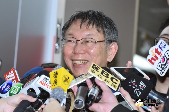 台北市長柯文哲結束9天8夜訪美行程後首度接受媒體聯訪。（圖／記者林柏年攝，2019.3.25）