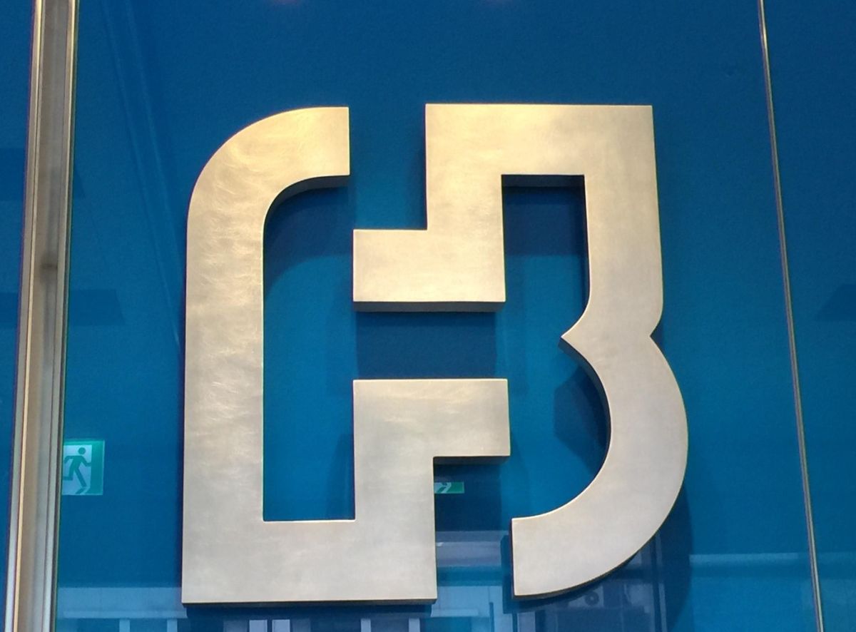 ▲富邦金控董事會今（5）日通過擬每股配發現金股利3.5元及股票股利0.5元，合計每股總股利配發4元。（圖／NOWnews資料照）