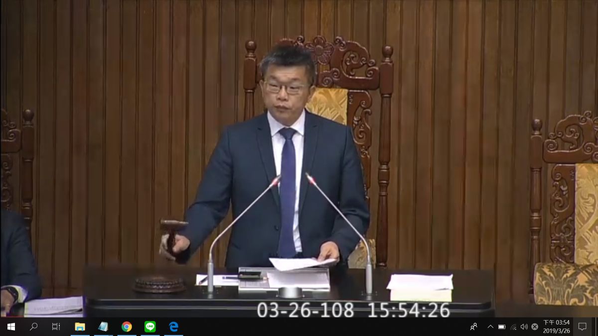 因應酒駕修法，道路交通管理處罰條例修正案完成修法，由立法院副院長蔡其昌完成三讀。 (圖/翻攝立法院直播)