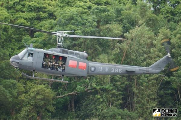 ▲陸軍汰除的UH-1直升機，成為軍援友邦重要物資。（資料照／記者呂炯昌攝）