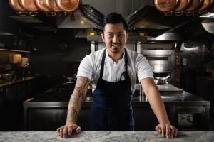 ▲Longtail 主廚林明健將操刀台北米其林晚宴，被視為是另一位摘星熱門人選。（圖／Longtail）