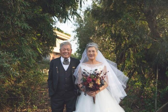 老人婚紗／記憶抹淡 快樂永在
