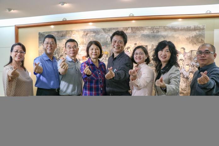 ▲ 由榮民榮眷基金會所製播的「大愛如風」微電影，希望把榮民的善行義舉如風一般傳遞到臺灣的每一個角落。（軍聞社實習記者汪奕廷攝）