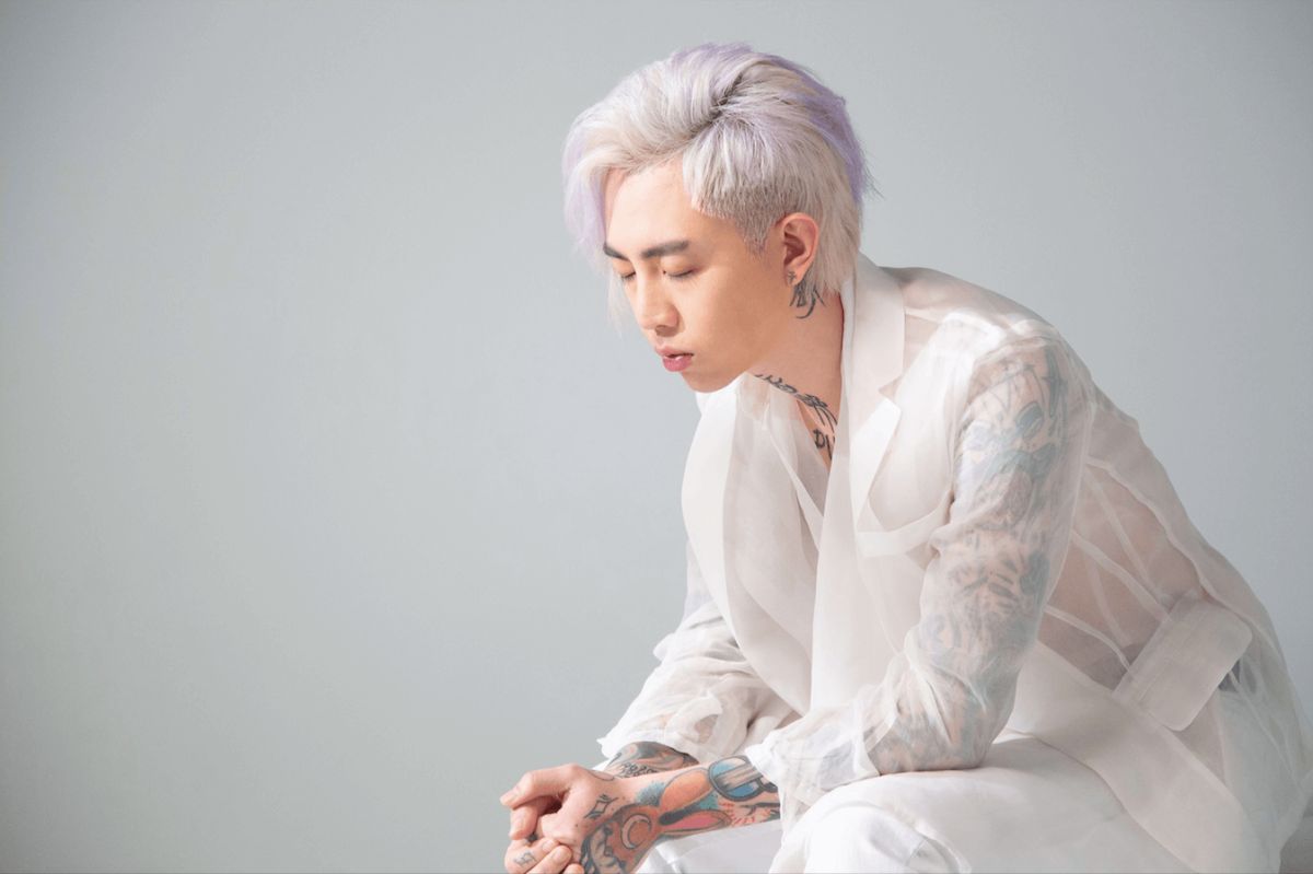 ▲謝和弦將推出《像水一樣》黑膠唱片。（圖／華納音樂提供）
