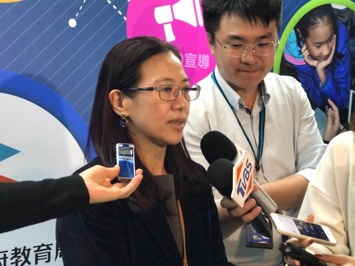 台北市教育局主任秘書陳素慧稍早表示，該兩案其中一案確定成立性平案件、確實為刑法中妨礙性自主罪章，但妨礙性自主罪章中包含強制猥褻、強制性交等，記者追問屬於何種類型，陳素慧只低調表示，「調查內容不能透露。」（圖／記者許維寧攝）