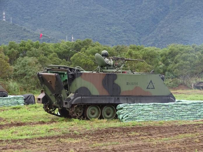 軍武》服役逾一甲子　陸軍汰除M113「戰場計程車」
