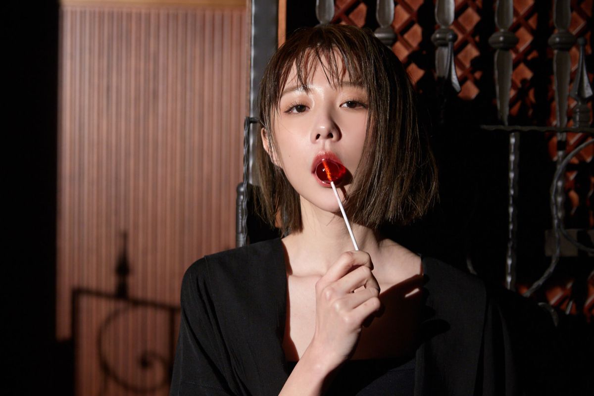 ▲邵雨薇的歌曲MV找來李淳合作。（圖／寬宏藝術提供）
