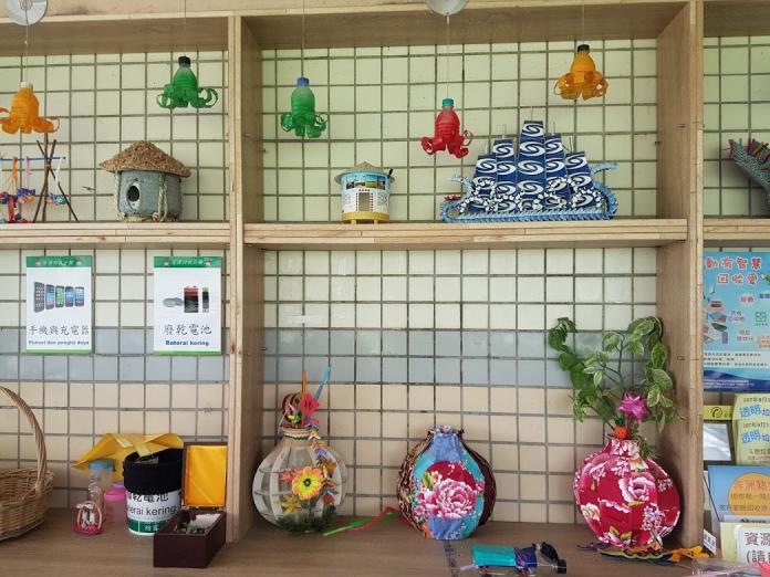 古亭社區以資源回收做成的各類創意小飾物