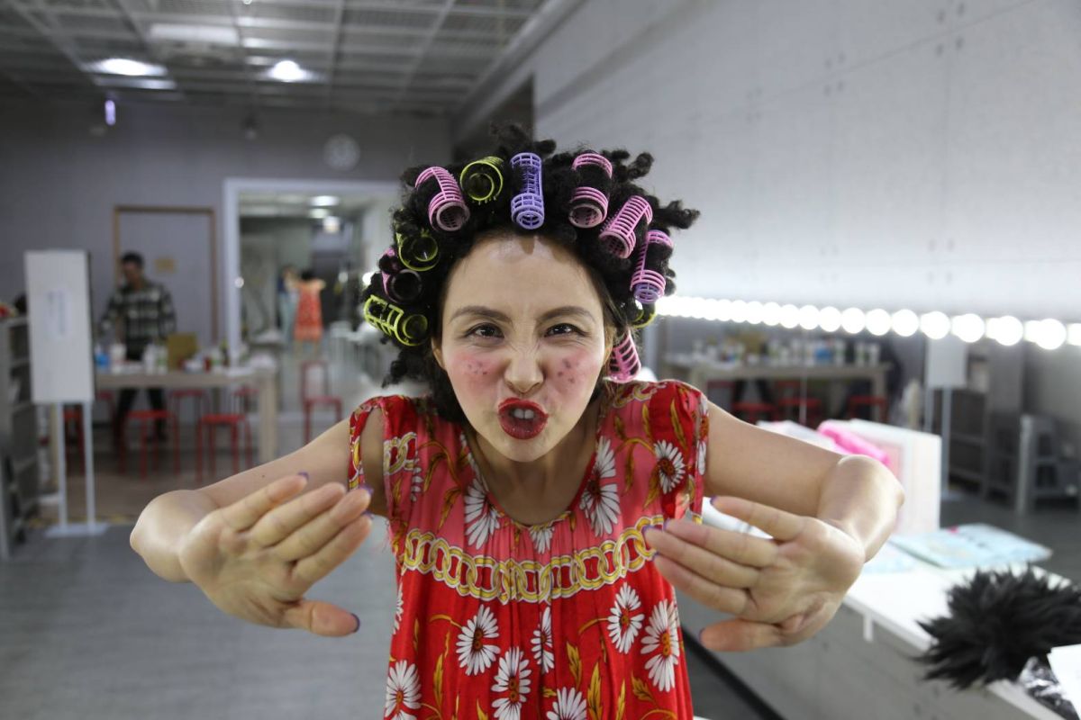 ▲許聖梅化身包租婆。（圖／許聖梅提供）