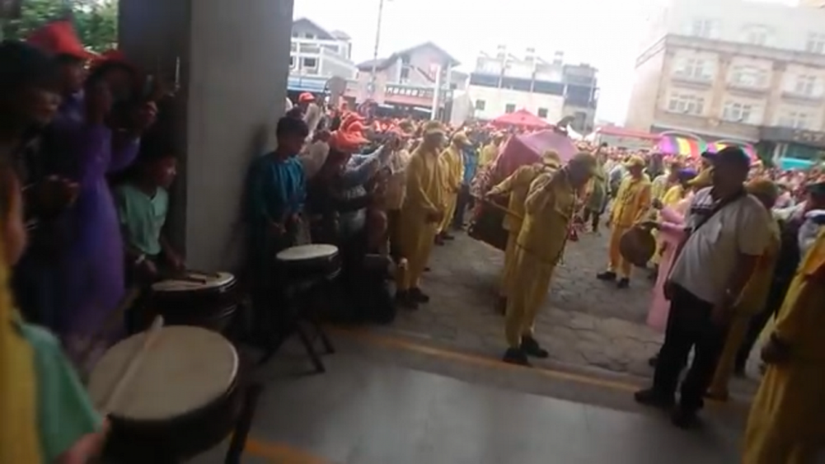 （圖／翻攝自白沙屯媽祖婆網路電視台）