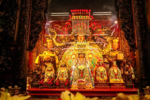 ▲大甲媽祖遶境回鑾鎮瀾宮安座。(圖／柳榮俊攝2019.4.16)