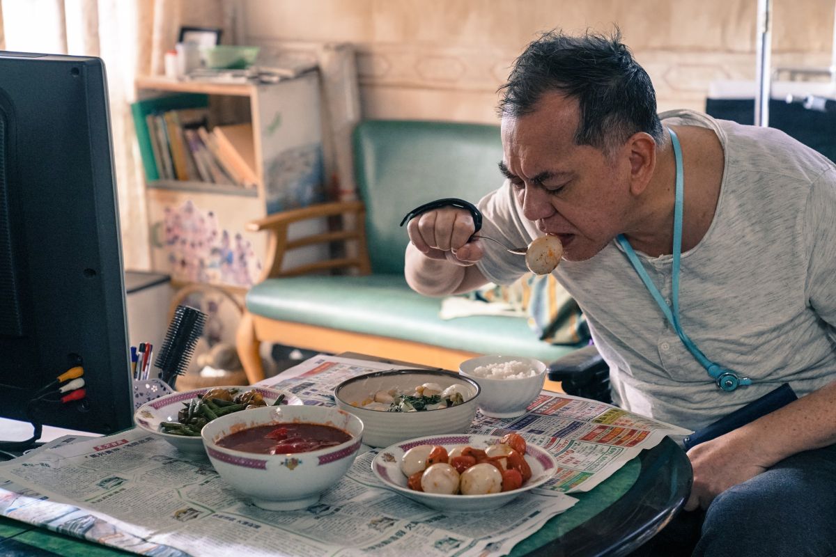 ▲黃秋生演出癱瘓角色，叫劉德華也折服。（圖／華映）