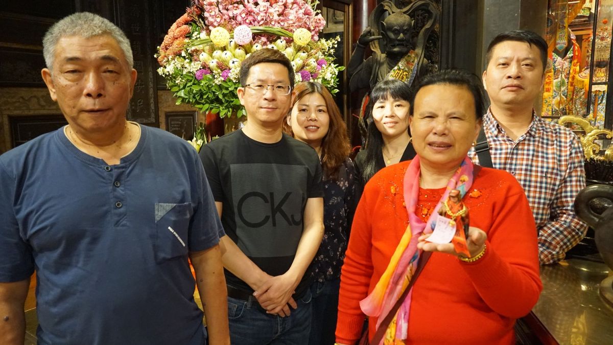 ▲黃淑蘭在女兒蘇翠紅、女婿及親友黃雪玉、黃婉萍等人陪同。（圖／記者蘇榮泉攝，2019.04.18）