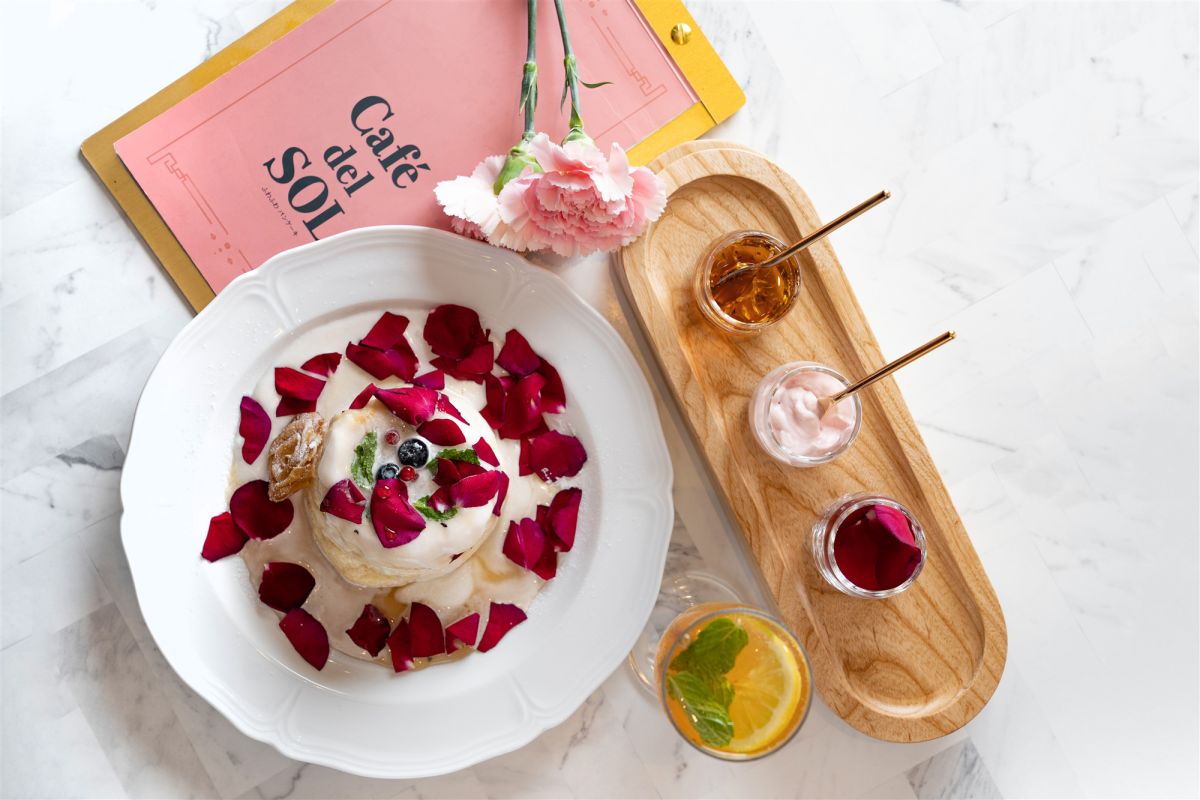 配上三種不同配料，一種鬆餅也能有很多變化。（圖／業者提供）