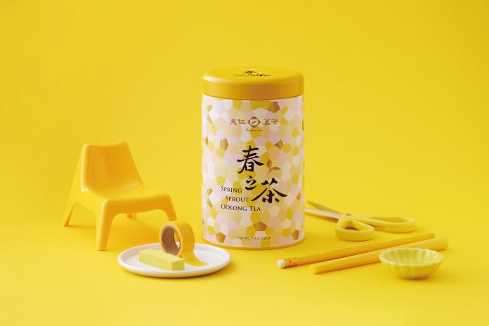 ▲天仁茗茶推出《春之茶》以鑽石型底紋，給消費者一個不同的春日感受。（圖／天仁茗茶提供）