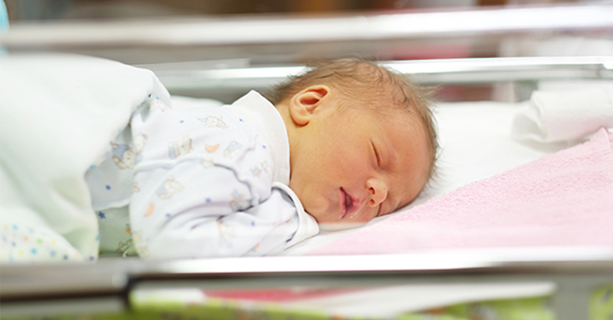 ▲黃疸的發生是因為體內膽紅素濃度上升而表現在外的現象，而膽紅素是血紅素代謝過程的產物，依照每個嬰兒的代謝能力和相關身體狀況會有所差異。（圖／ingimage）