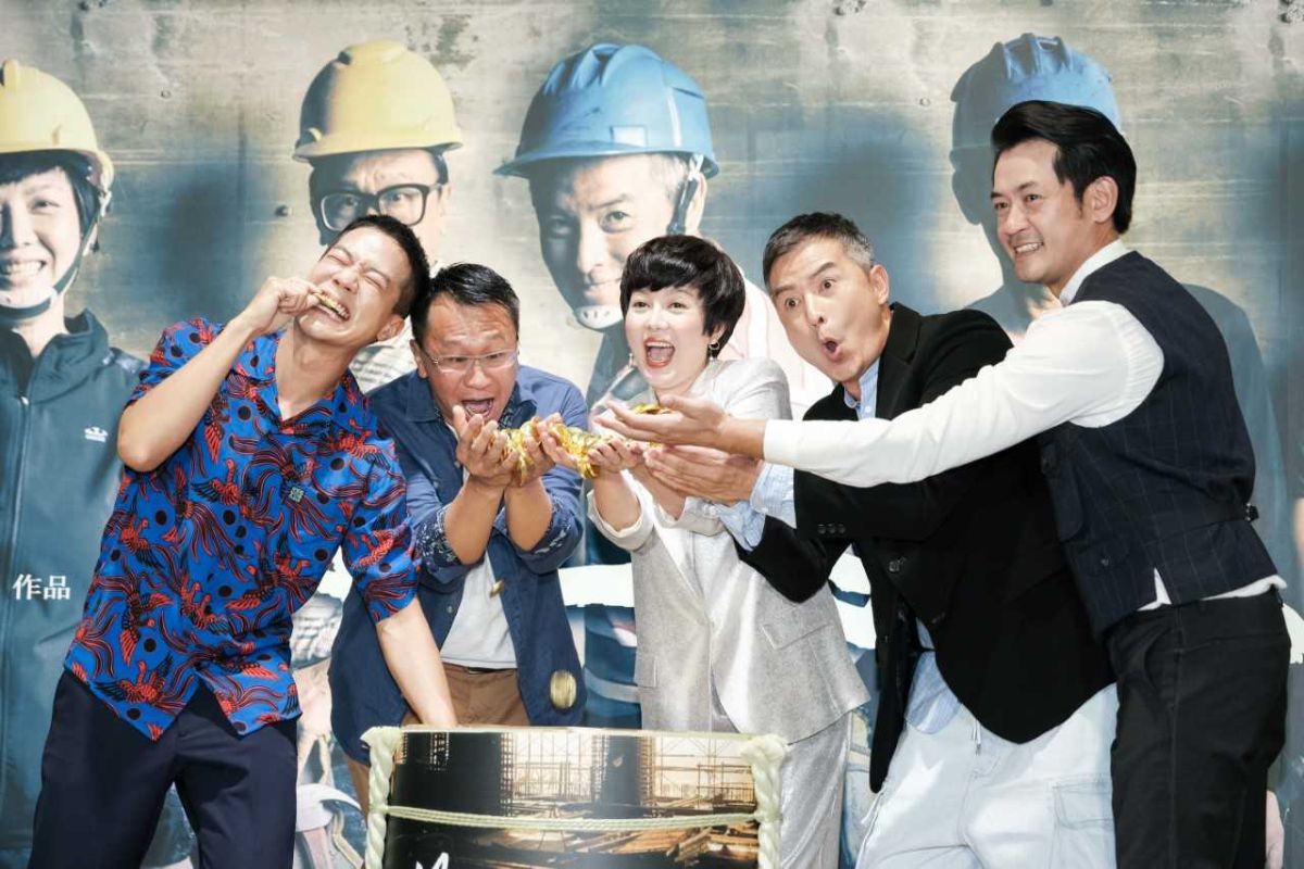 ▲《做工的人》舉行殺青暨卡司發佈記者會，主要演員薛仕凌（左起）、游安順、苗可麗、李銘順、柯叔元。（圖／大慕影藝提供）