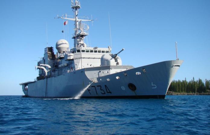 ▲法國巡防艦「葡月號」（Vendemiaire）4月6日通過台灣海峽。（圖／法國國防部）