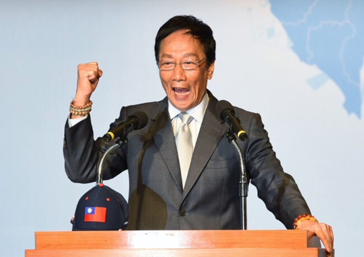 ▲鴻海董事長郭台銘今（30）日應邀參加馬英九基金會所舉辦的論壇，會前他說要談怎麼創造「台灣獲利、美國達標、中國轉型成功」的三贏目標。(圖／陳明安攝，2019.4.30)