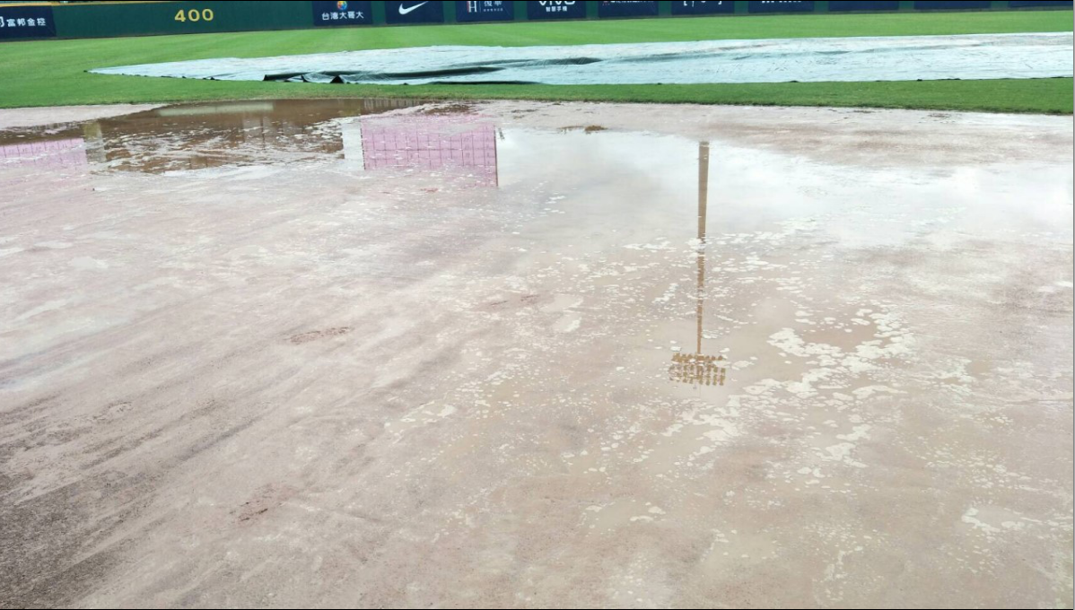 新莊球場延賽。（圖／中職提供）