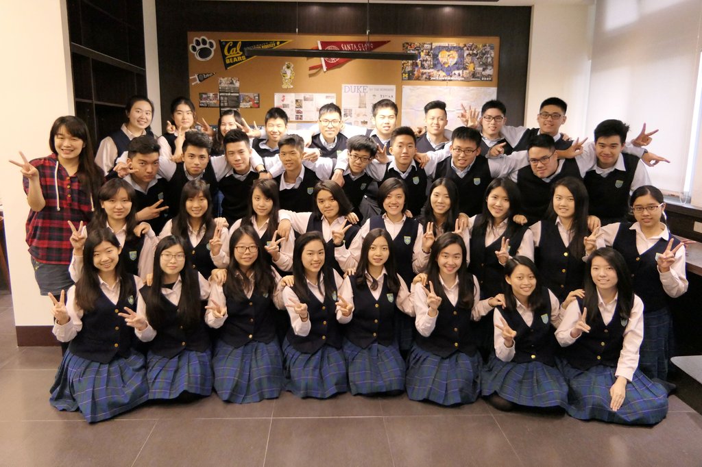 大學個人申請陸續放榜，台大於5月2日公布今年個人申請招生第二階段錄取名單，台大數據顯示，今年申請入學仍是台北市明星高中錄取人數名列前茅，私校第一名則為台北私立薇閣高中，共69人次正取台大各科系，且有六人正取台大醫學系。（圖／台北市教育局提供）