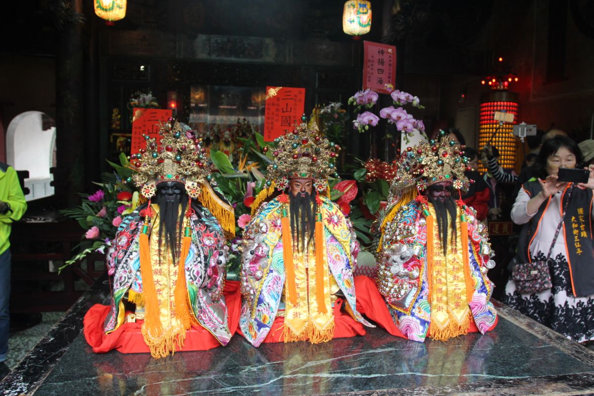 ▲分靈馬來西亞沙勞越七哩三山國王廟的神明，遠渡重洋返回大埤鄉大德村大和街會香。（圖／記者簡勇鵬攝，2019.05.03）