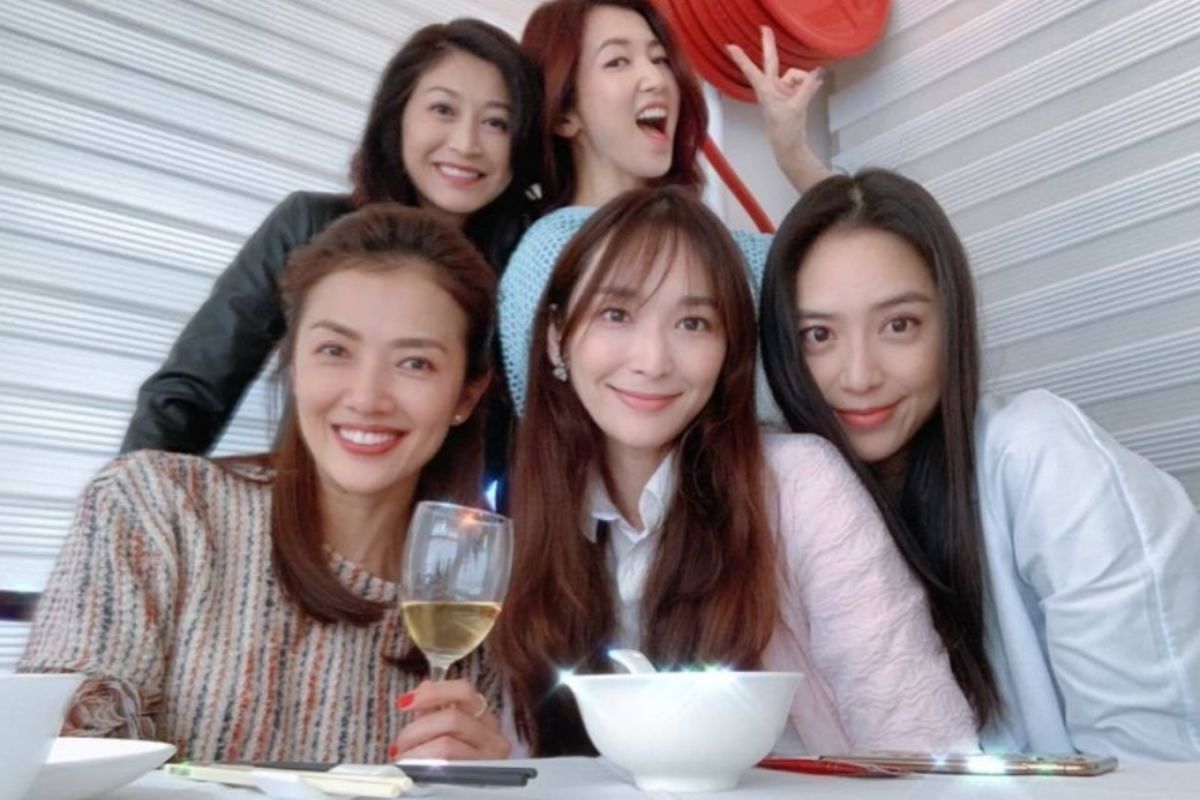 ▲5位女星都移居香港。（圖／翻攝臉書）
