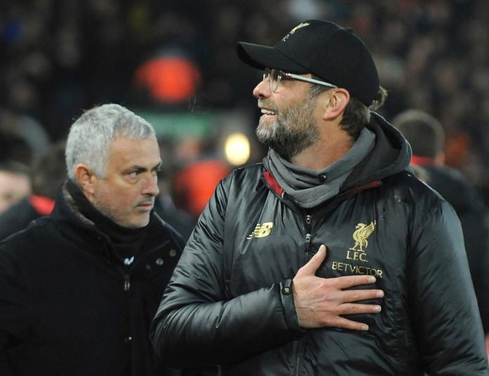利物浦教頭Juergen Klopp(左)和前曼聯教頭Jose Mourinho。（圖／美聯社／達志影像）