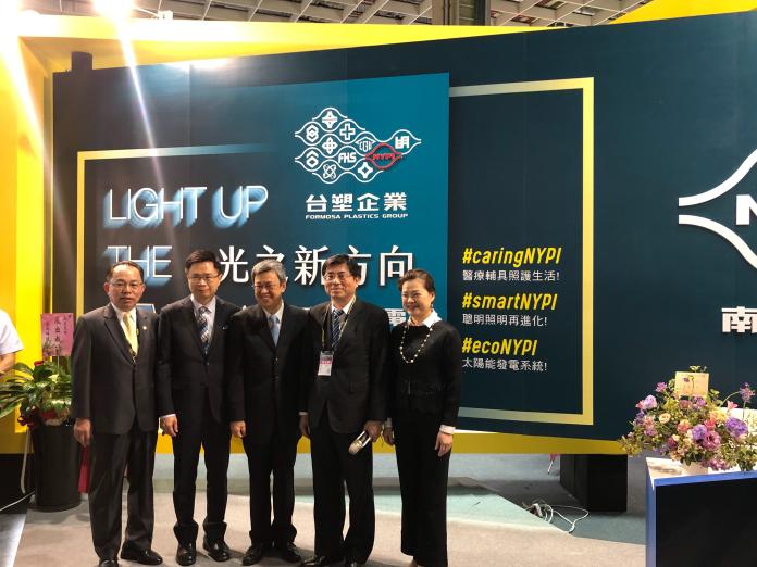 ▲2019年台灣國際照明科技展今（8）日登場，南亞光電積極秀出照明與「智慧化」、「醫療輔助」等領域相結合，讓燈具不再只是照明。（圖／南亞光電提供）