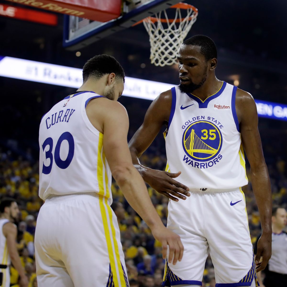 ▲勇士Kevin Durant傷退，反而打醒Stephen Curry外線開轟。（圖／美聯社／達志影像）