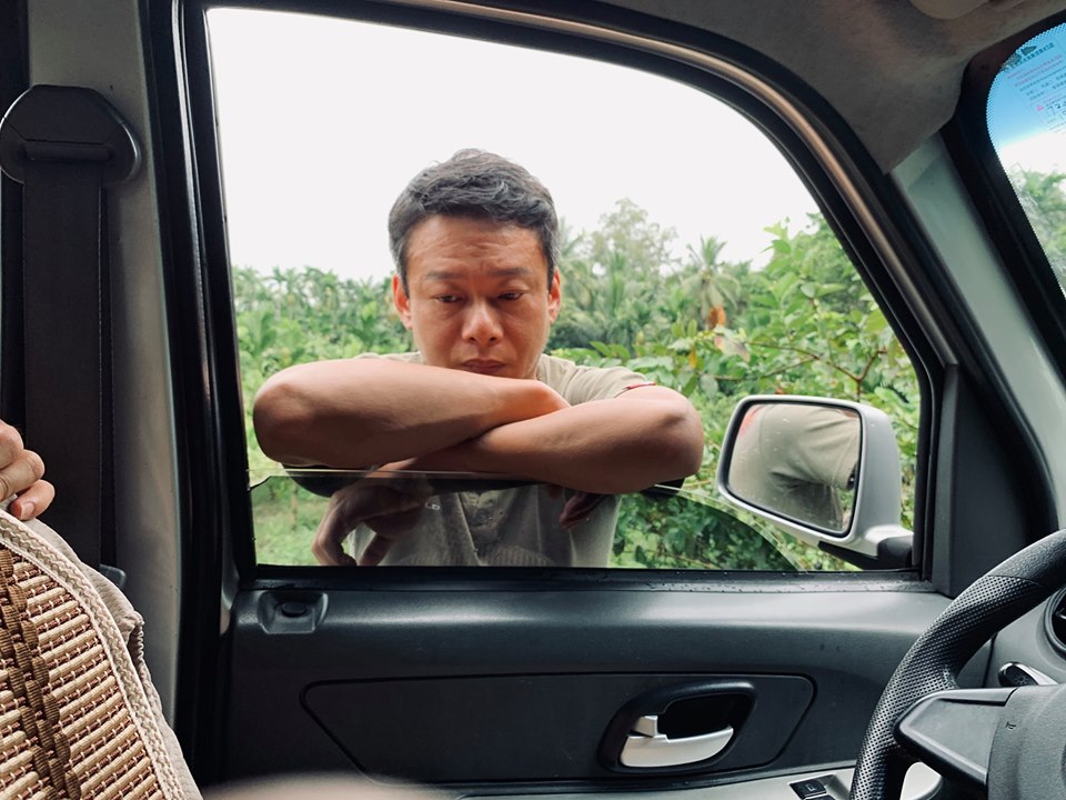 ▲李康生正在海南及重慶拍戲，將缺席今年的母親節。（圖／翻攝李康生臉書）