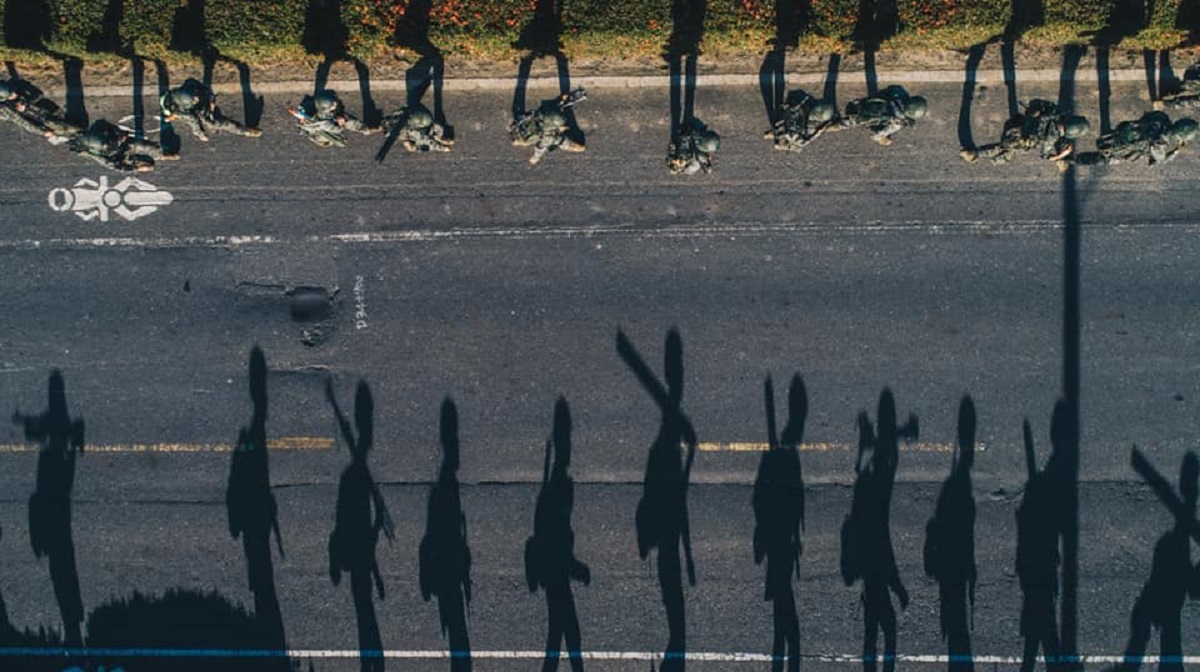 ▲軍聞社陳軍均上尉於拍攝的「守護者（Guardian）」，將國軍帶上國際攝影賽版面。（圖／翻攝自國防部發言人臉書）