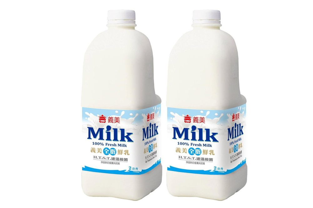 ▲好市多販售「義美全脂鮮乳 2L*2 入」疑似有效期限未到就發生變質， 11 日起全面預防性下架，並待供貨商追查原因。（圖／翻攝自Costco好市多）