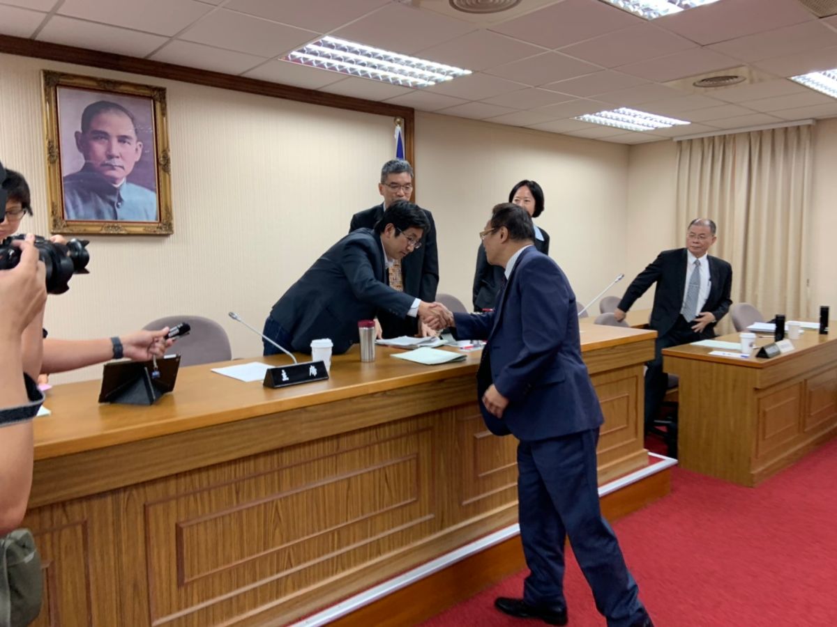 國安局長彭勝竹連4次缺席委員會，召委蔡適應表示，會再擇期邀請，並希望彭能妥善安排時間，不要再缺席。 (圖/記者吳承翰攝影)