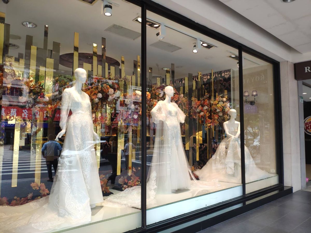 台北市愛國東路、中山北路兩大婚紗街力拚轉型 。（圖／信義房屋提供）