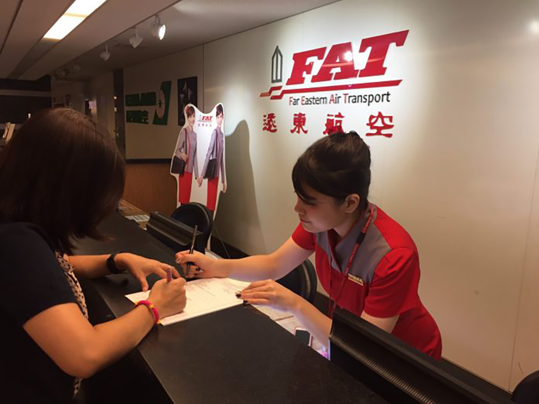 ▲由於在昨(18)日的緊急會議中，遠航總經理神隱未出席會議導致沒有結果。今日交通部民航局、觀光局總算請到遠航總經理與會討論遠航停飛相關問題。（圖／公關照片 ）