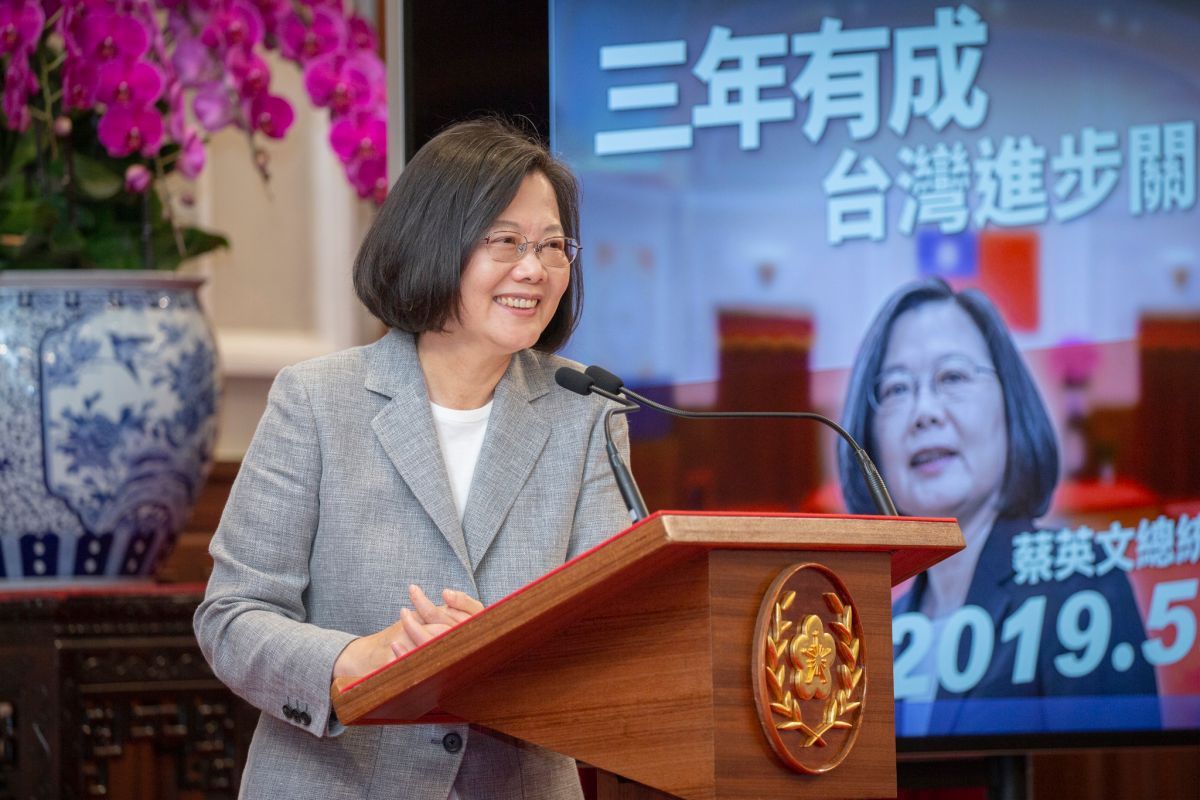 針對同婚立法是否會擔心影響到2020大選？蔡英文20日在3周年記者會中表示，同婚議題討論會持續，但「我相信最難的那一關，我們已經跨過去了」。（圖／總統府提供)