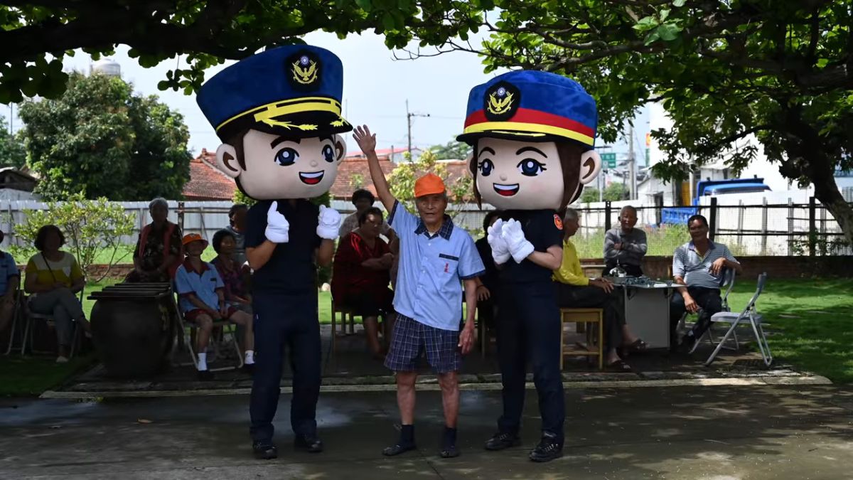 ▲警方請來崑濱伯拍另類創意宣導影片，民眾直呼「笑果」不錯！（圖／記者陳聖璋翻攝）