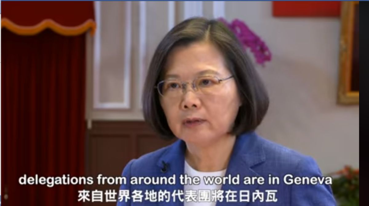 衛福部長陳時中20日率台灣「世界行動團」，前往第72世界衛生大會（WHA）日內瓦會場並舉行國際記者會，播放總統蔡英文的影片，蔡英文表示，打壓阻止不了台灣走向世界的決心。（圖／翻自蔡英文 臉書）