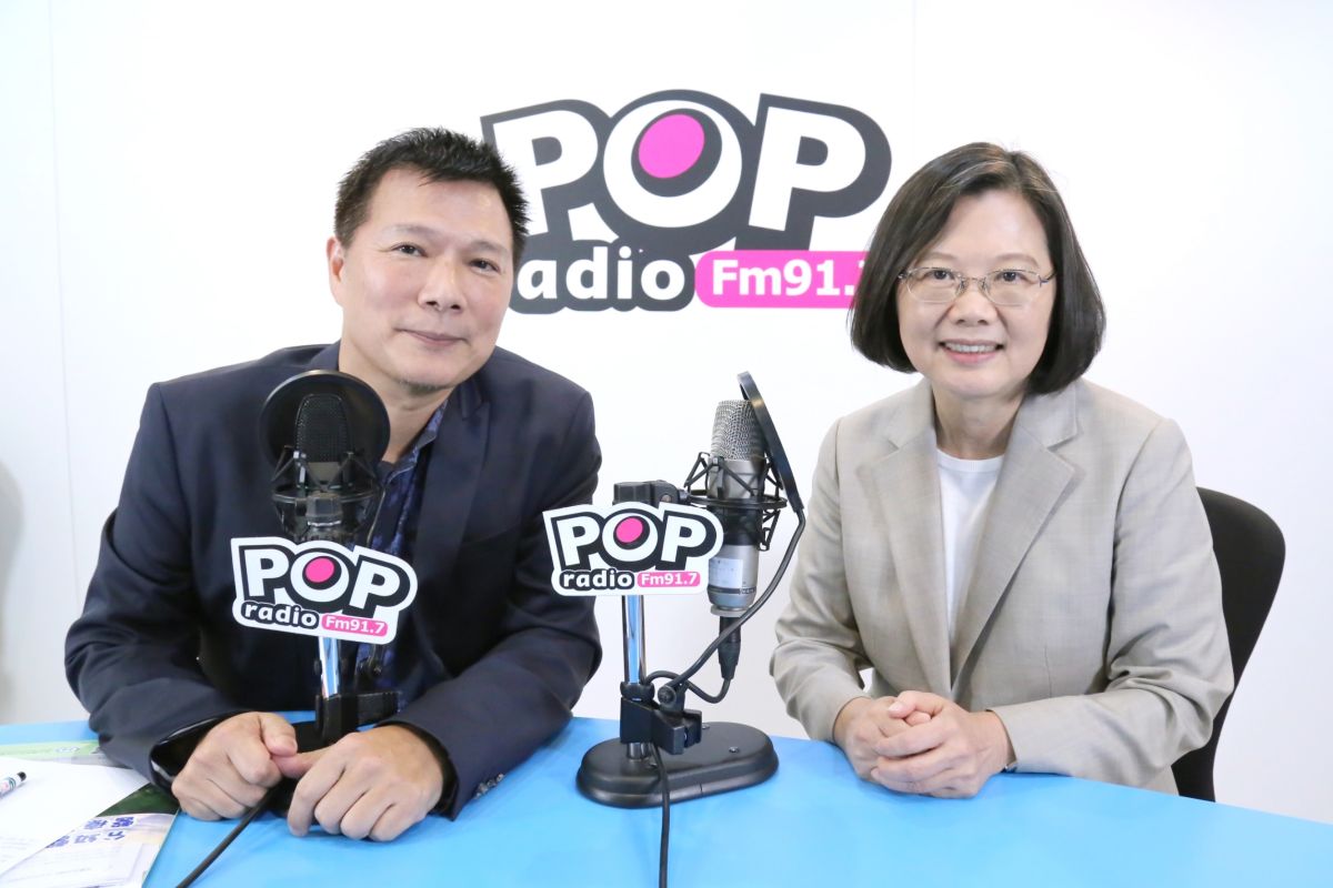 蔡英文21日受訪時表示，316立委補選前幾天，他與賴吃飯時曾跟賴說，「這一局我們兩個最關鍵，將來要做什麼應該要好好談一下」，但賴回說「316以後再說」。(圖／POP撞新聞提供）