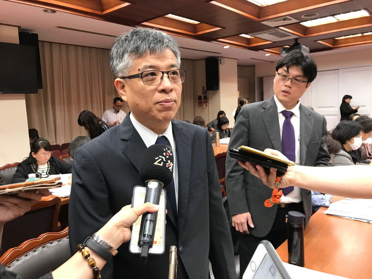 教育部政務次長劉孟奇稍早表示，牙醫系因受限於設備、增額有其困難，但在許可範圍內，還是以外加名額方式增額四到七名。（圖／記者許維寧攝）