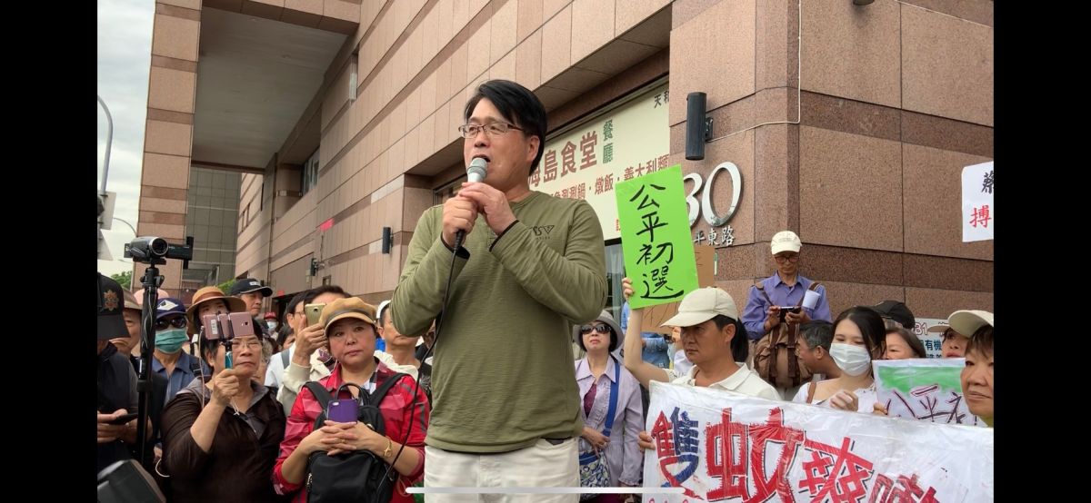 游盈隆表示，蔡陣營一開始喊出的全手機民調，連美國都沒有這樣做。 (圖/記者吳承翰攝)