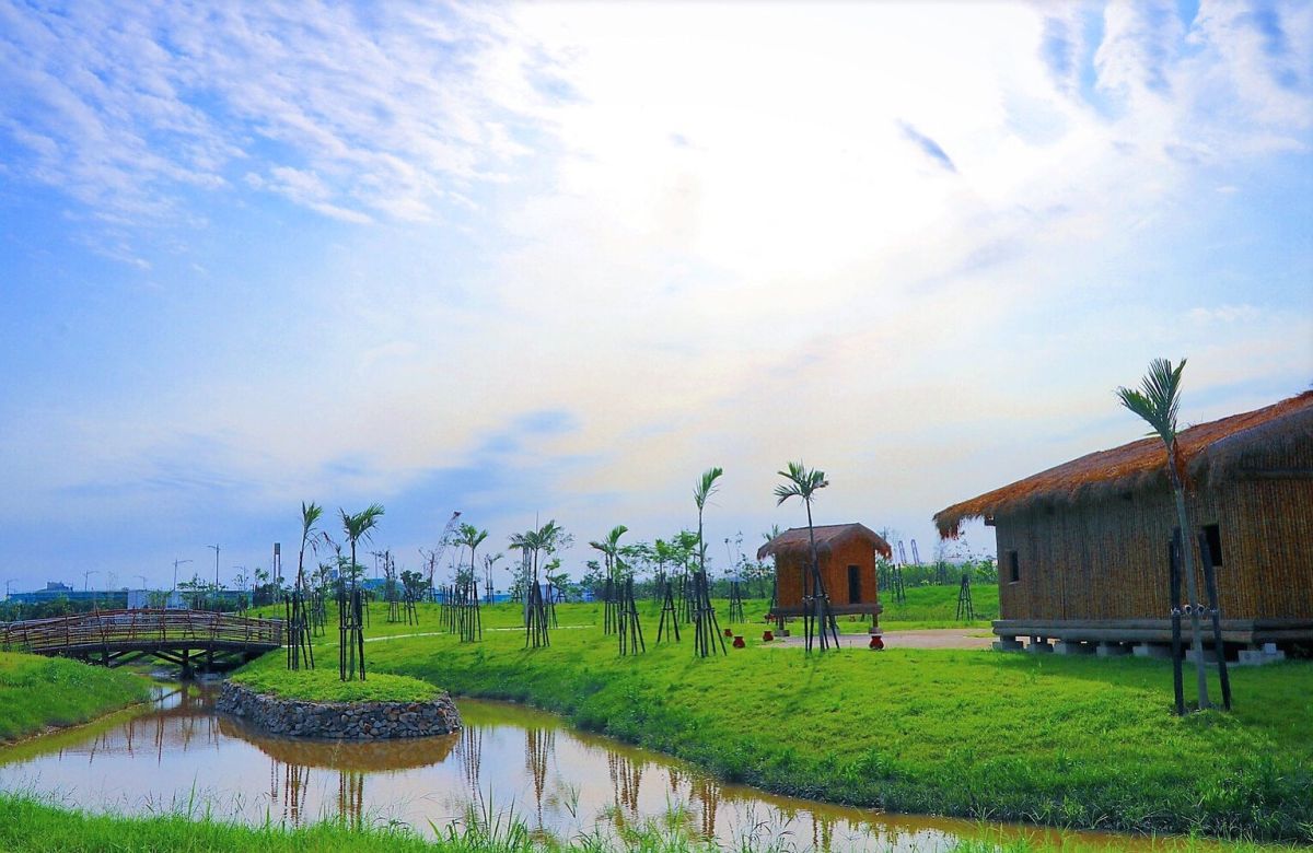 ▲位於八里十三行博物館旁的新北考古公園是全臺最大考古園區，本周六（25）將正式啟用。（圖／新北市立十三行博物館提供）