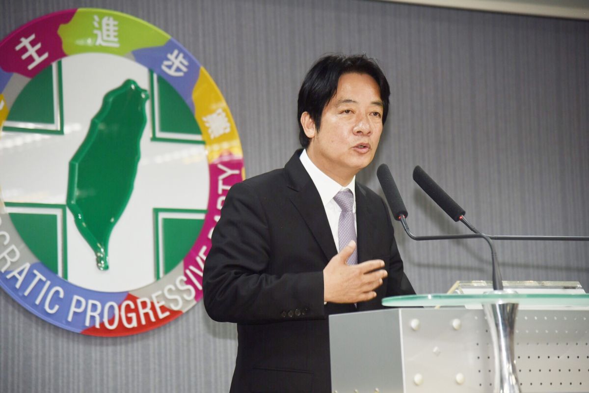 ▲賴清德拋出初選新方案，提議用蔡賴對決韓國瑜的民調來決定出線人選。（圖／陳明安攝）