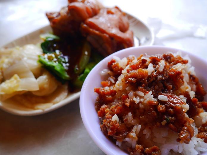 ▲肉燥飯為台灣相當知名小吃，各地都流傳著不同口味及吃法。（示意圖／摘自photoAC）