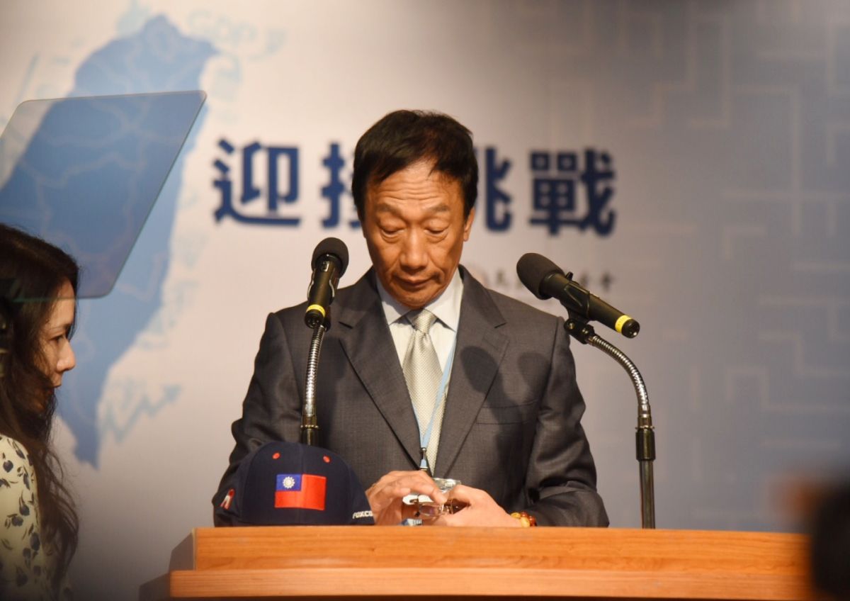 ▲中美貿易戰持續升溫，鴻海26日罕見主動針對中美貿易戰做出完整重訊，指出近期有可能因市場變化，出現客戶訂單組合的改變。圖為近期宣布角逐總統大位的董事長郭台銘。（圖／NOWnews資料照片）