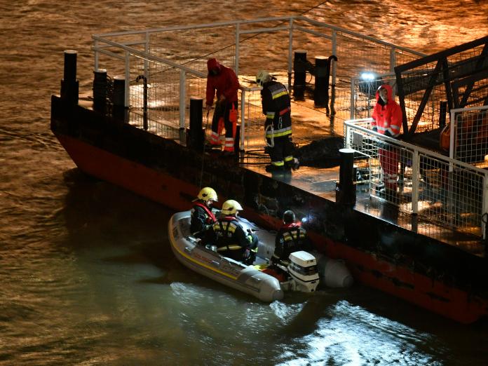 多瑙河觀光船翻沉！南韓團33人落水　已知7死19人失蹤
