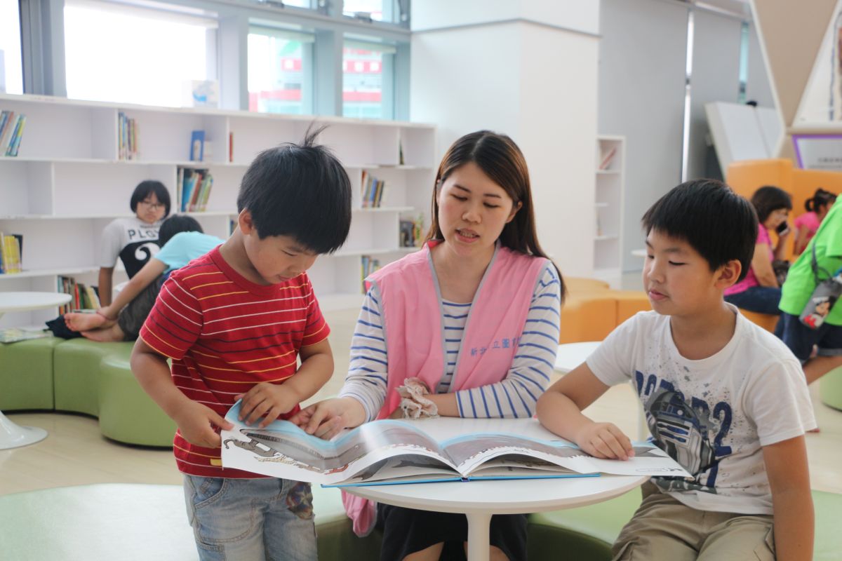 ▲新北市圖課後陪讀服務同時提供80元的餐食照顧，讓弱勢學童的用餐照顧不放假。（圖／記者蔡琇惠攝，2019.06.03）
