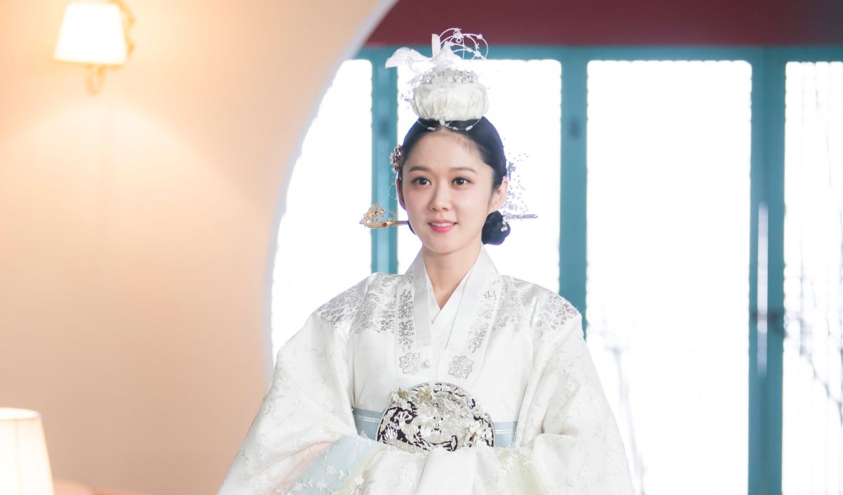 ▲張娜拉自爆曾晚上追星被爸爸打。（圖／八大）
